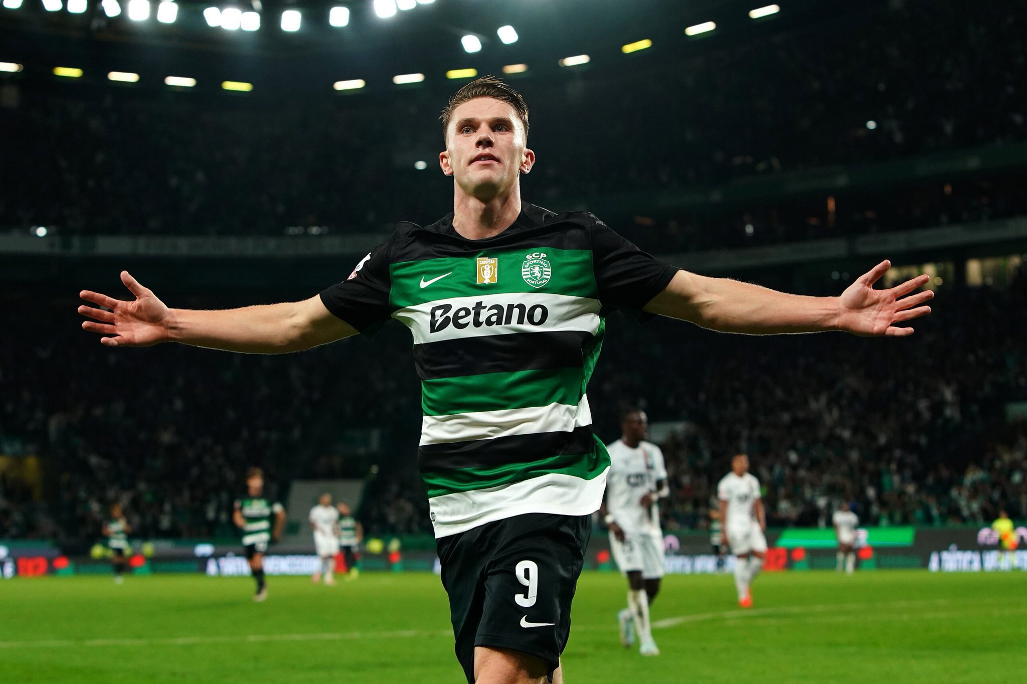 Viktor Gyokeres Merapat ke Markas Arsenal